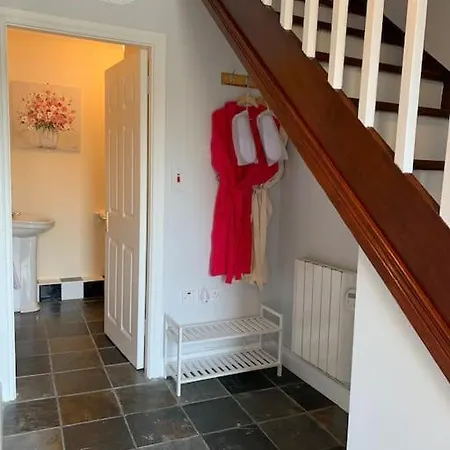 Cut Limestone Riverside * Carlow